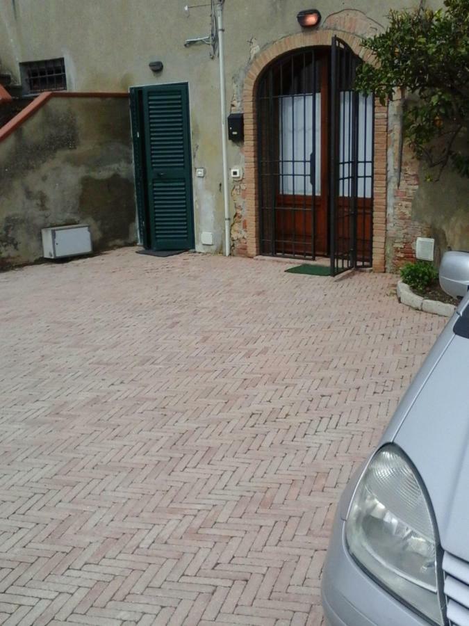 Apartmán Casa Agostini Lari Exteriér fotografie